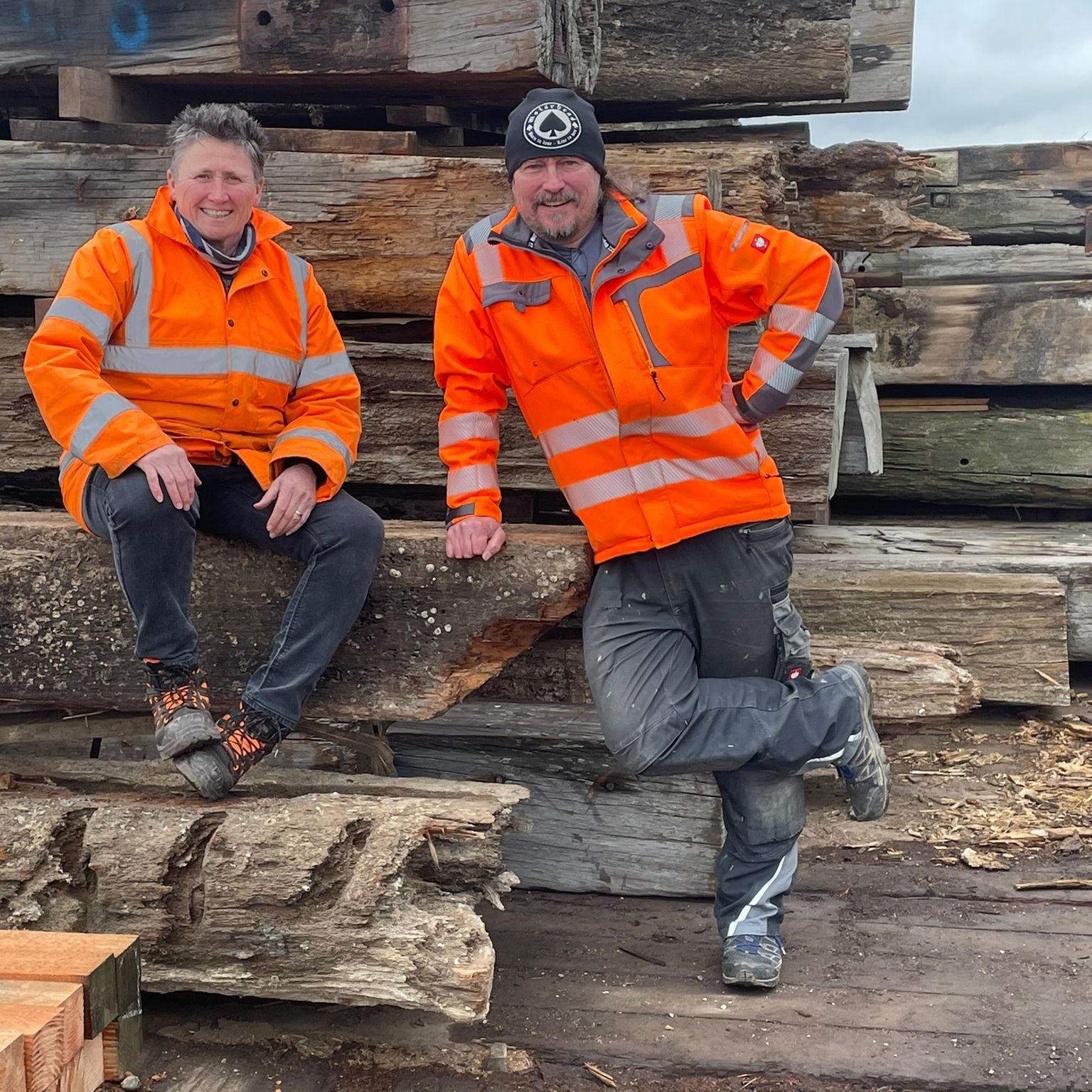 Ashwells Reclaimed Timber - Yard